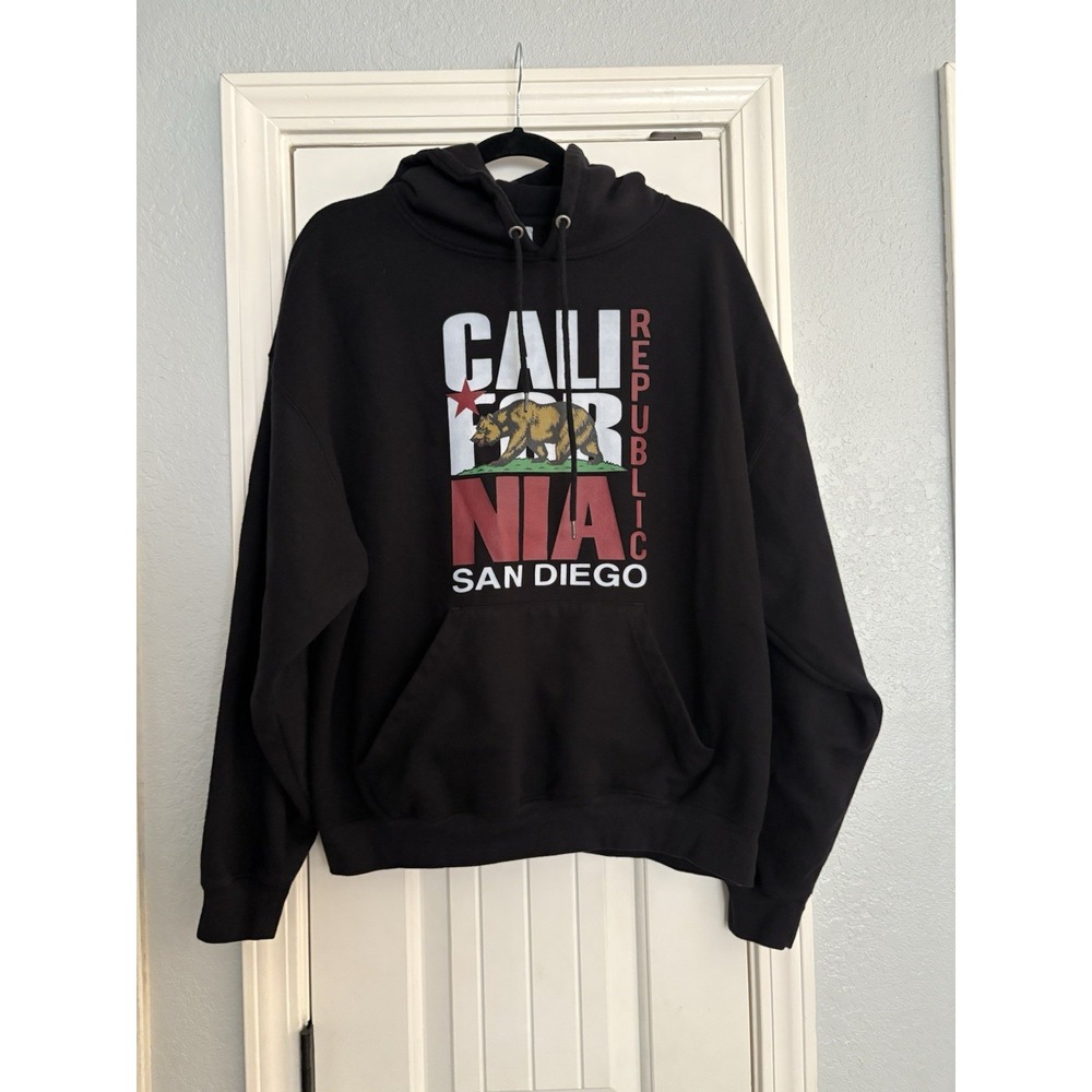 California Republic Bear Hoodie XL Black San Diego Graphic Pullover‎ Sweatshirt
